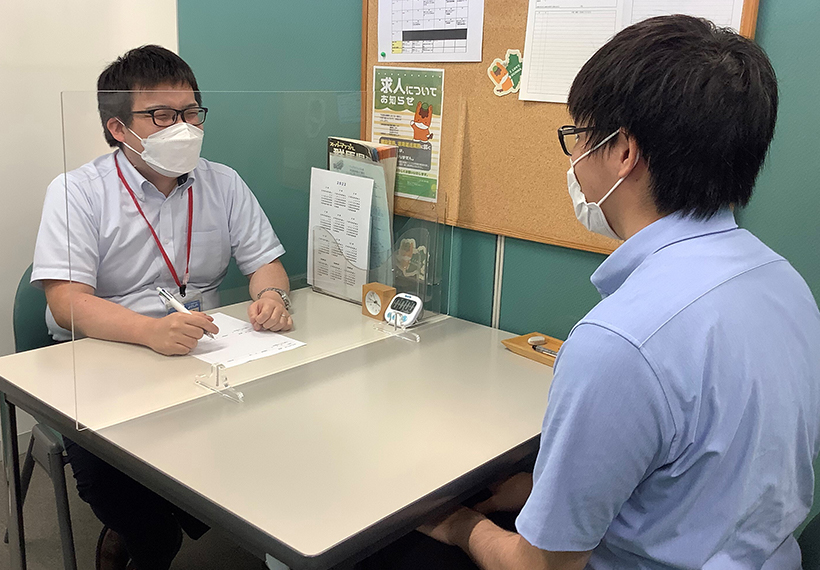 対面カウンセリングの様子